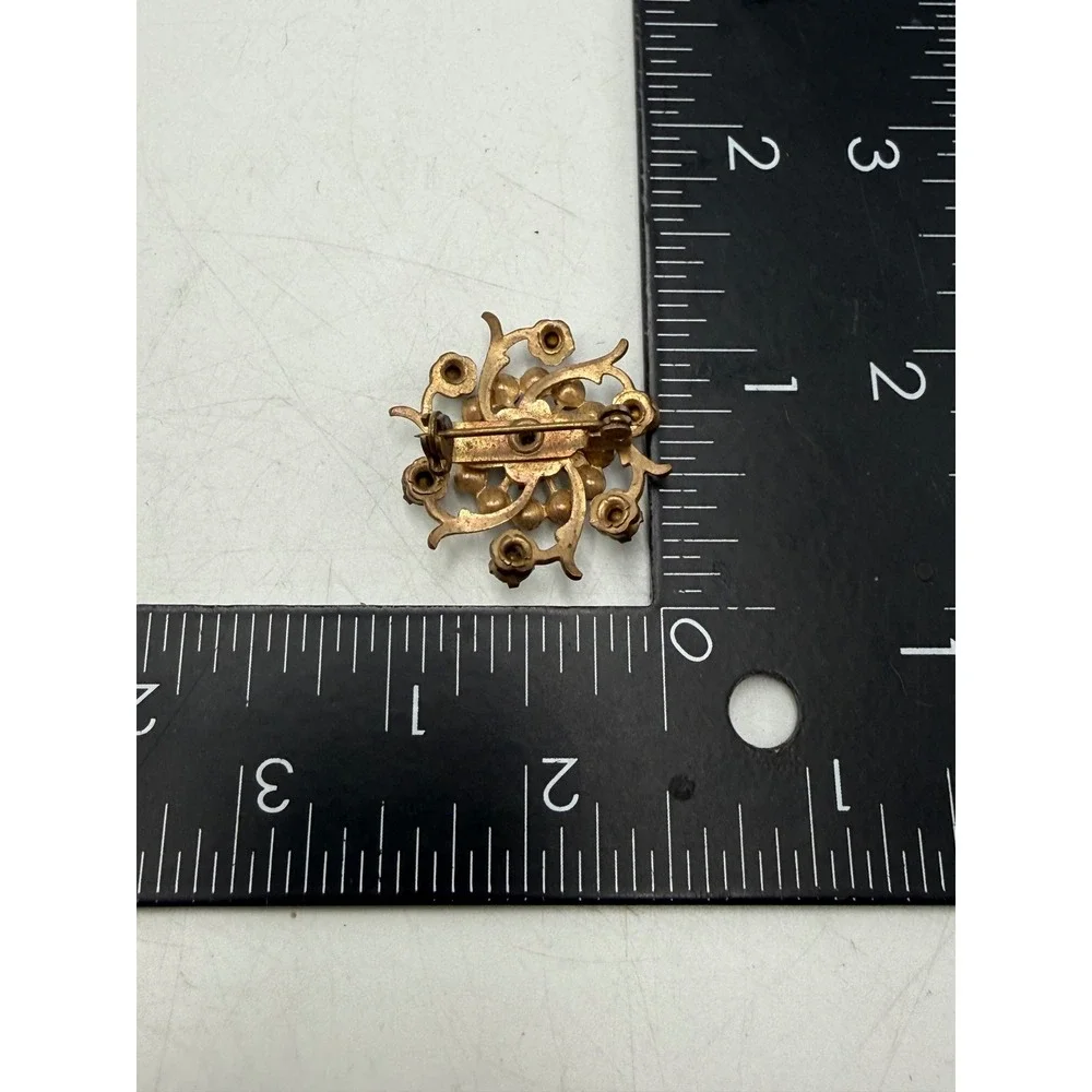 Vintage Gold Tone Clear Rhinestone Floral Sunburst Brooch Pin Round 1.25 Inch